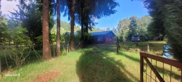 Parcela de 5.000 m² con casa en Coipué, con APR y estero en el deslinde